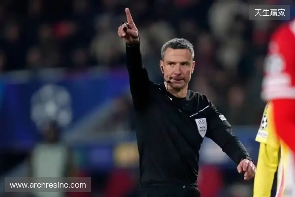 官方：斯洛文尼亚名哨温契奇将执法欧冠第7轮马赛vs利物浦