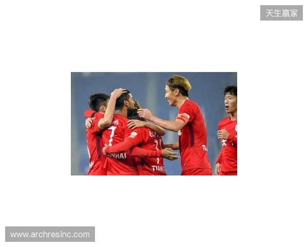 中超-深圳5-2十人三镇 韦斯利、本科维奇分别双响戴伟浚送助攻